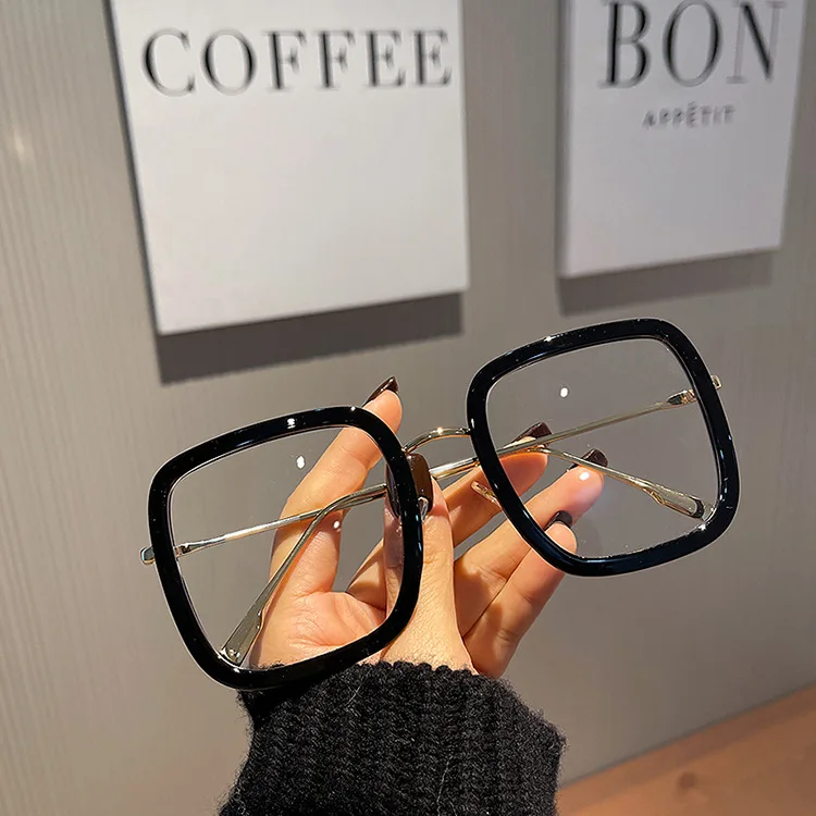 2022 Fashion Oversized Square Eyewear Retro Women Anti-blue Light Blocking Metal Frame Glasses Optical Computer Eyeglasses