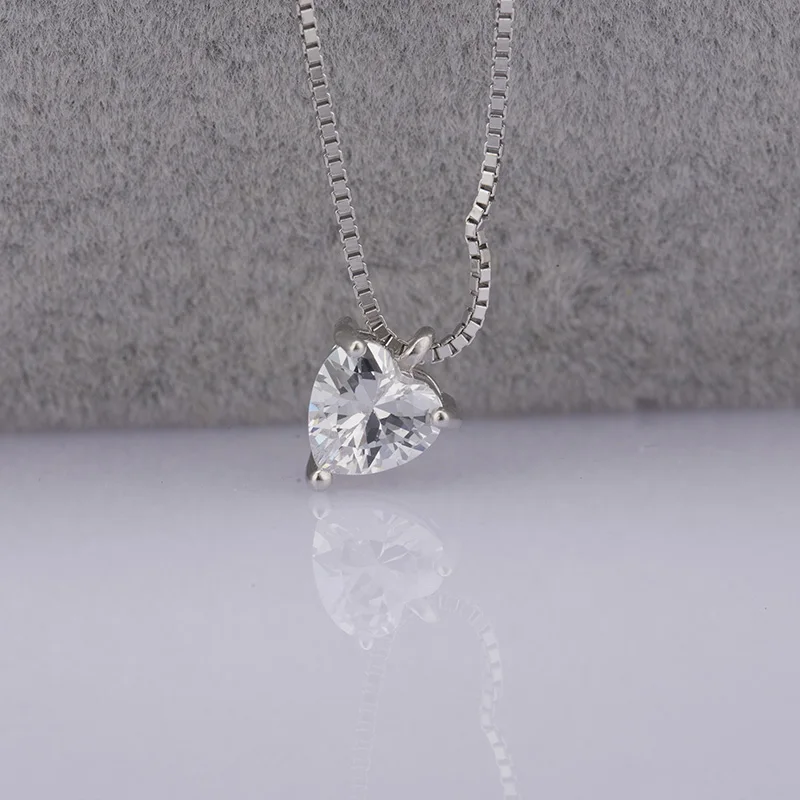 

Wholesale 925 Sterling Heart Women Chain Pendant Custom Silver Necklace