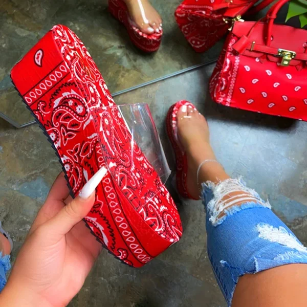 

Wholesale Shoes Slippers Transparent PVC Upper Anti-slip Thick Bottom Women Slippers Summer Beach Slides Shoes Height Increasing, Red,blue,black