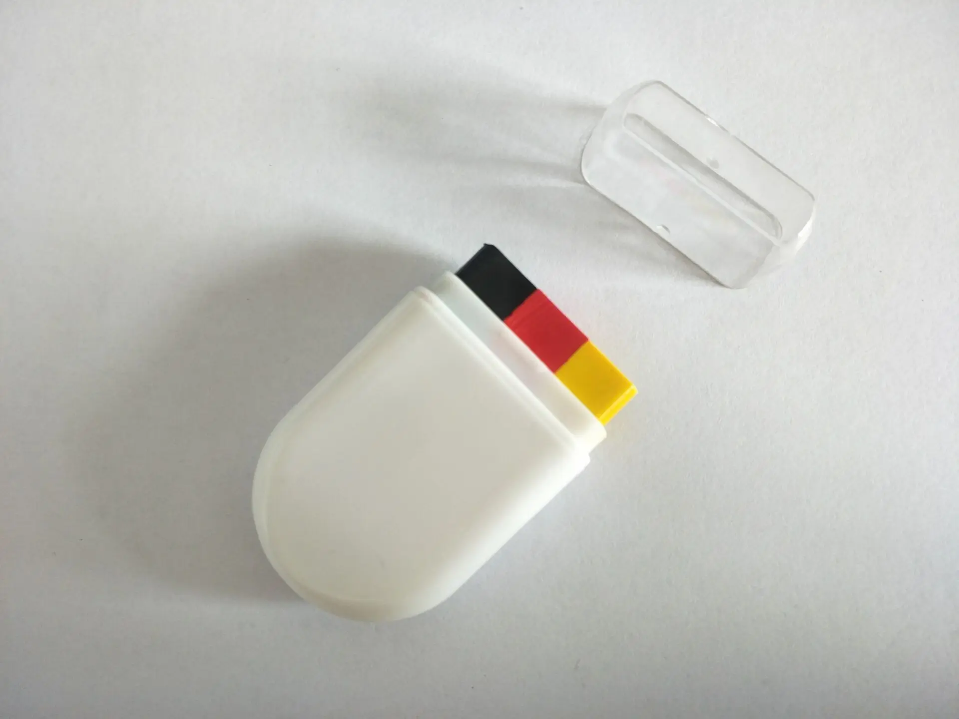 Easy Wash Off Rainbow Nontoxic Flag Face Paint Fan Brush Face And Body