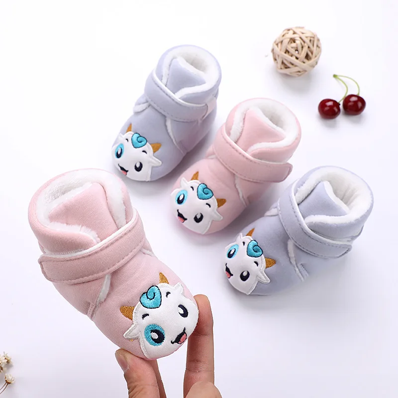
New Born Boys Girls Plush Vegan And Toddler Winter Newborn Kid Prewalker Baby Shoe 