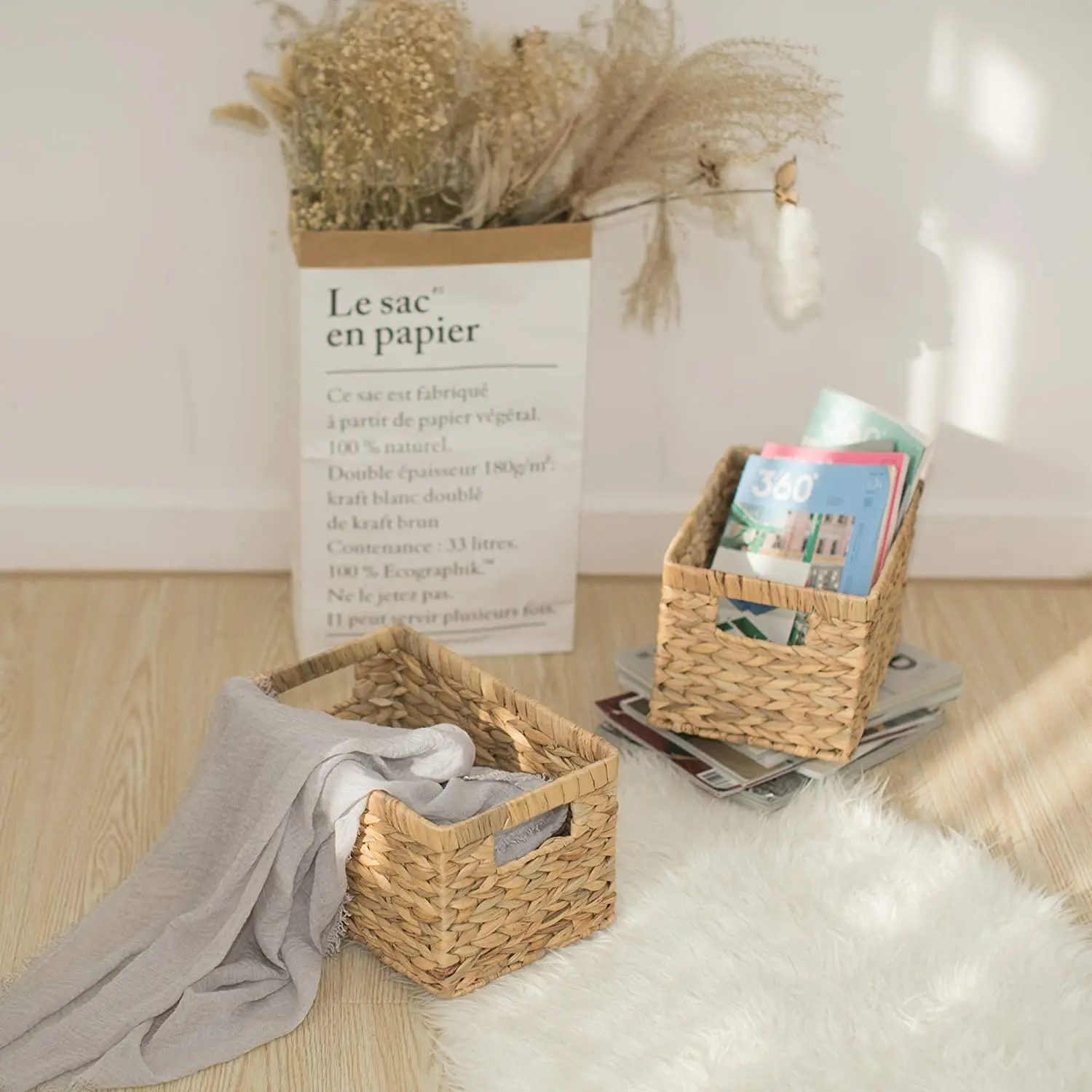 

New Style Three Pieces Set Hand-Woven Aquatic Grass Straw Storage Basket Brown Storage Basket