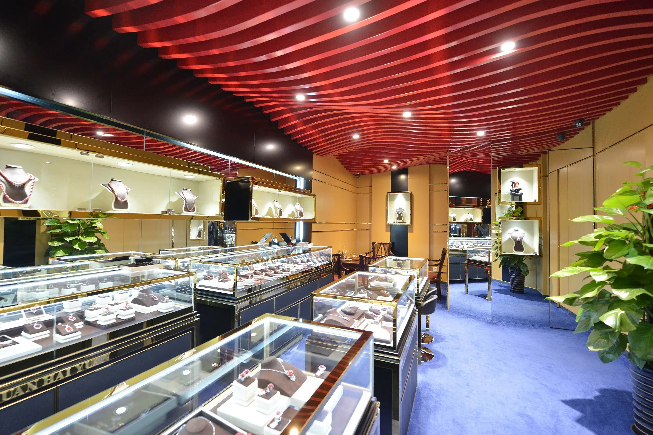 所有行业  服务设备  商店及超市用品  陈列橱  珠宝店室内设计和建造