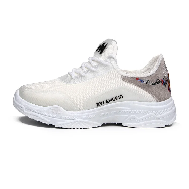 

White Sport Shoes Retail Embroidery Chunky Sneakers For Women Breathable LOW MOQ