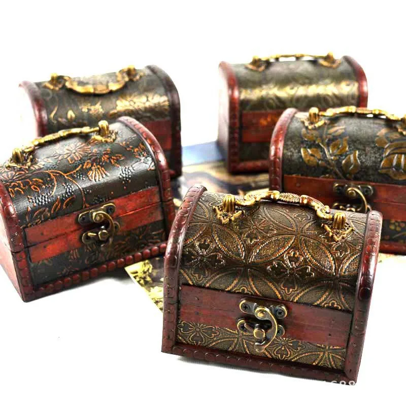 

Random Retro Vintage Treasure Chest with Lock Wooden Storage Box Antique Style Jewelry Organizer for Jewelry Box Trinket Box