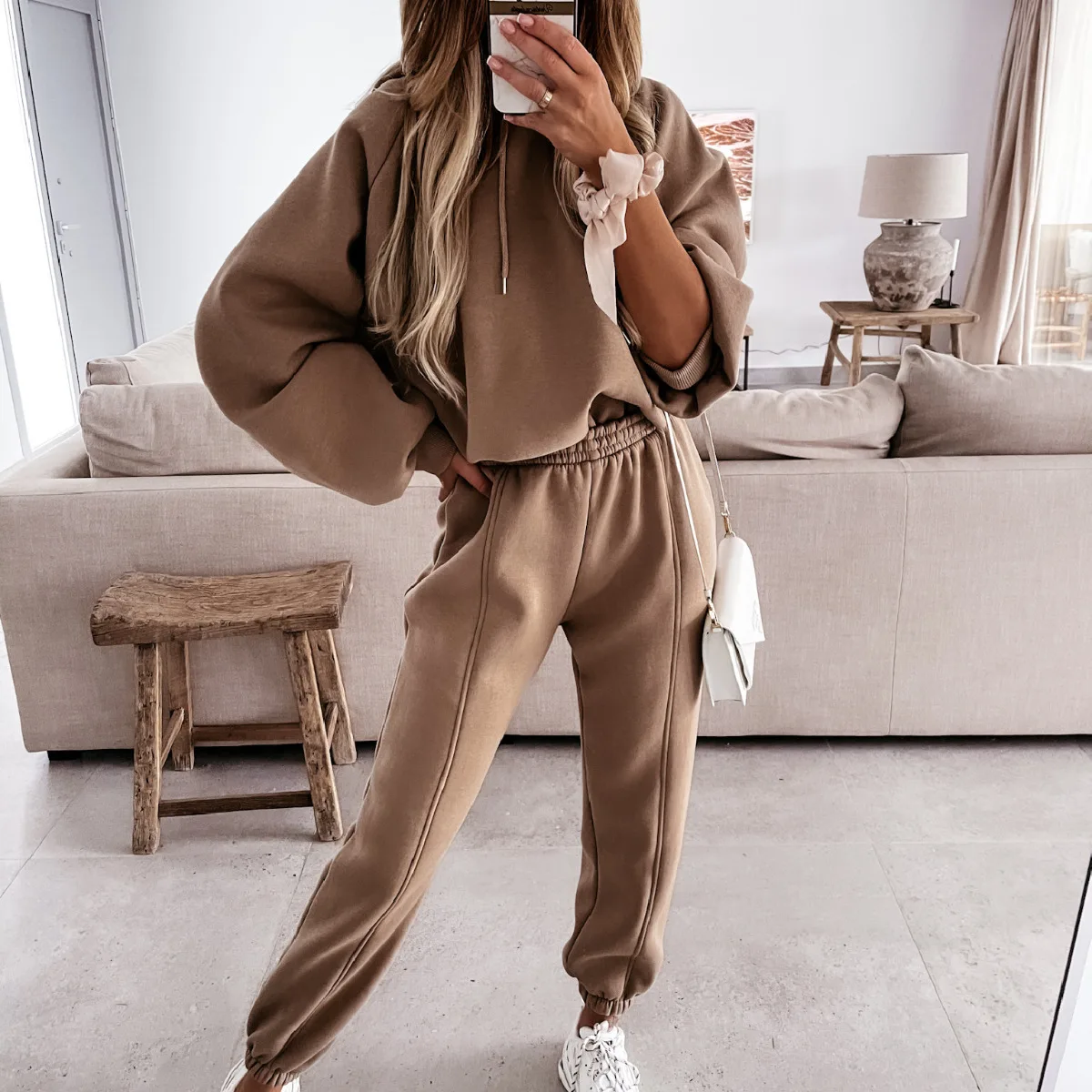 

M0197 Dropshipping hot fashionable hooded casual loose gym outfit workout long sleeve fall solid 2 piece set two piece pants set