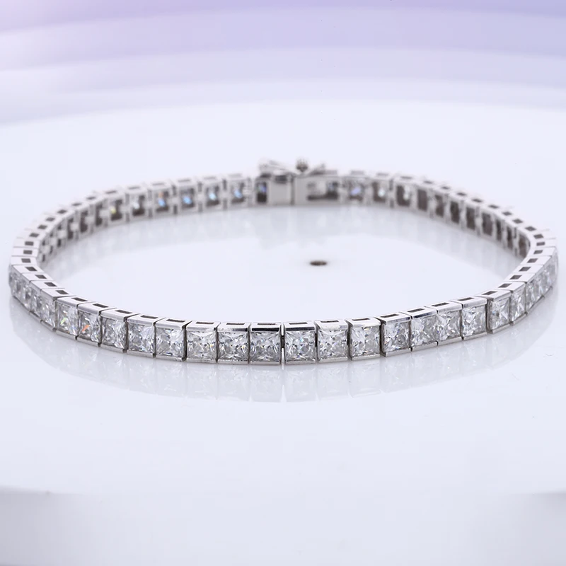 

Trendy 14k White Gold Moissanite Princess Shape Tennis Bracelet Jewelry