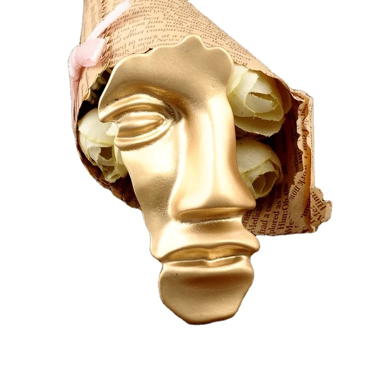 

Custom Golden Special Human Face Safety Brooch Pin Clip Buckle Original Brooch