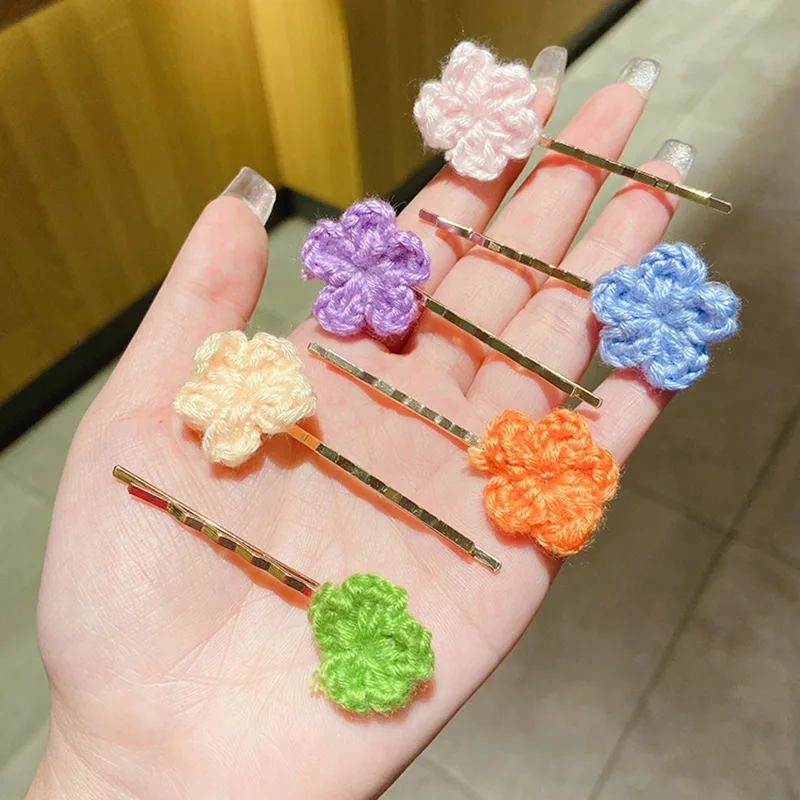 

Fashion autumn and winter woolen yarn flower girl bangs clip hairpin, As pictures