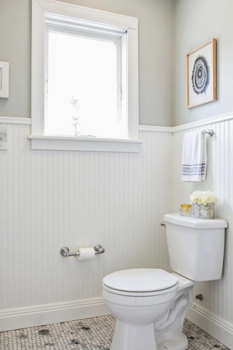 Bathroom with mixed shiplap and beadboard wainscoting
