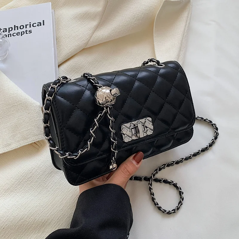 

Fashion 2022 New Summer Drop Shipping PU Famale Hand Bag Cross Chain Ladies Small Jelly Bags Plain Handbags for Women