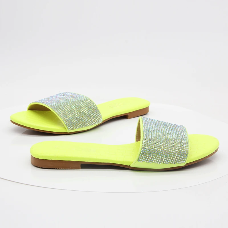 

Fashion simplicity 2021 custom logo flip flops women