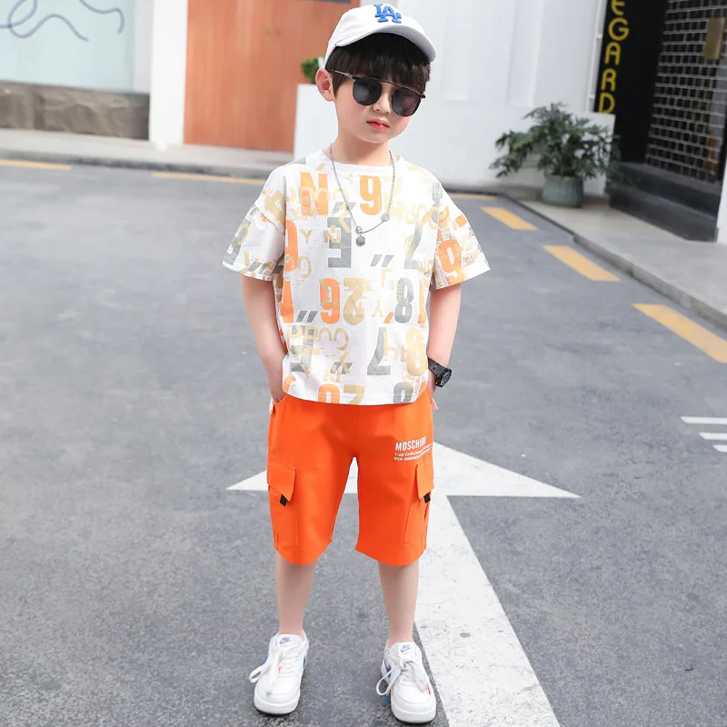 

Children 2021 Summer Short Sleeve Figure Round Collar Solid Color Pants Elastic Boys Sports Kids Wear, Picture shows
