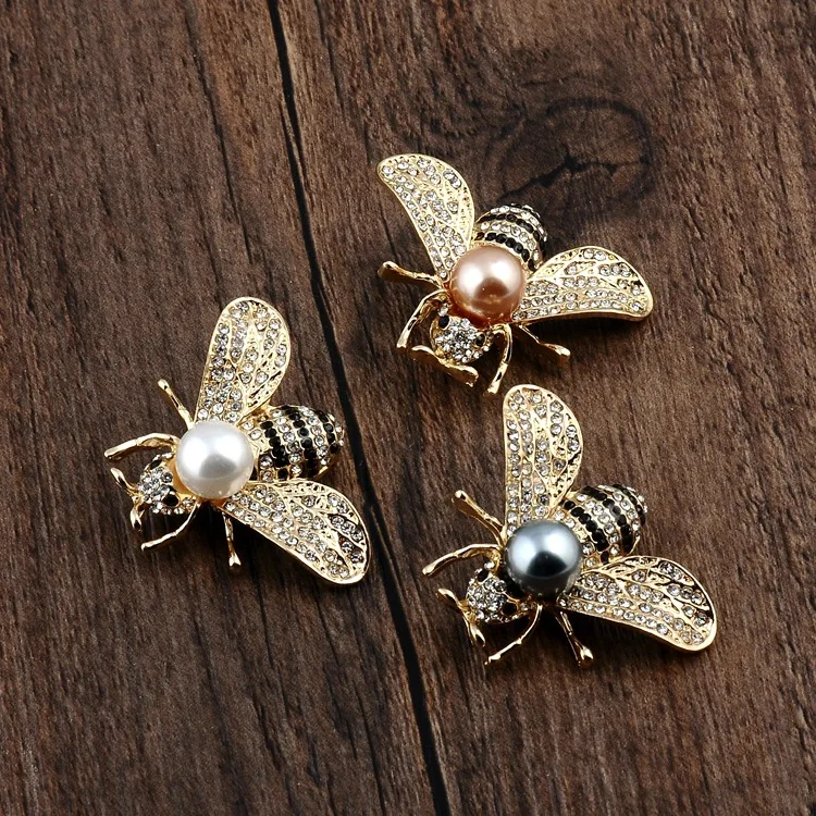 

European and America Luxury Women 18K Gold Crystal Insect Brooch Rhinestone Pearl Bee Brooch Pin