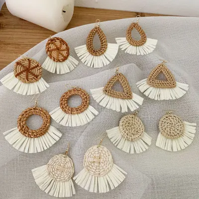 

Artilady Fashionable Straw Woven Drop Earrings Handmade Bamboo Weave Earrings For Women Jewelry Gift Drop Shipping, Coffe,white,balck