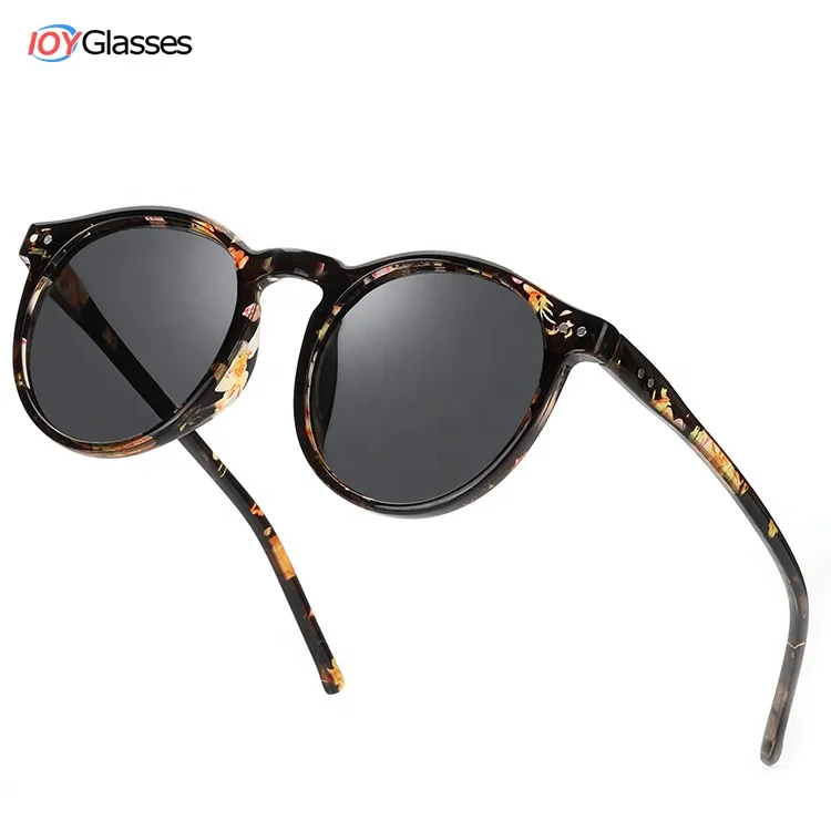 

Retro Vintage Sunglasses Rivet Decoration Classic Eyewear Fashion Sun Glasses for Driving Shades