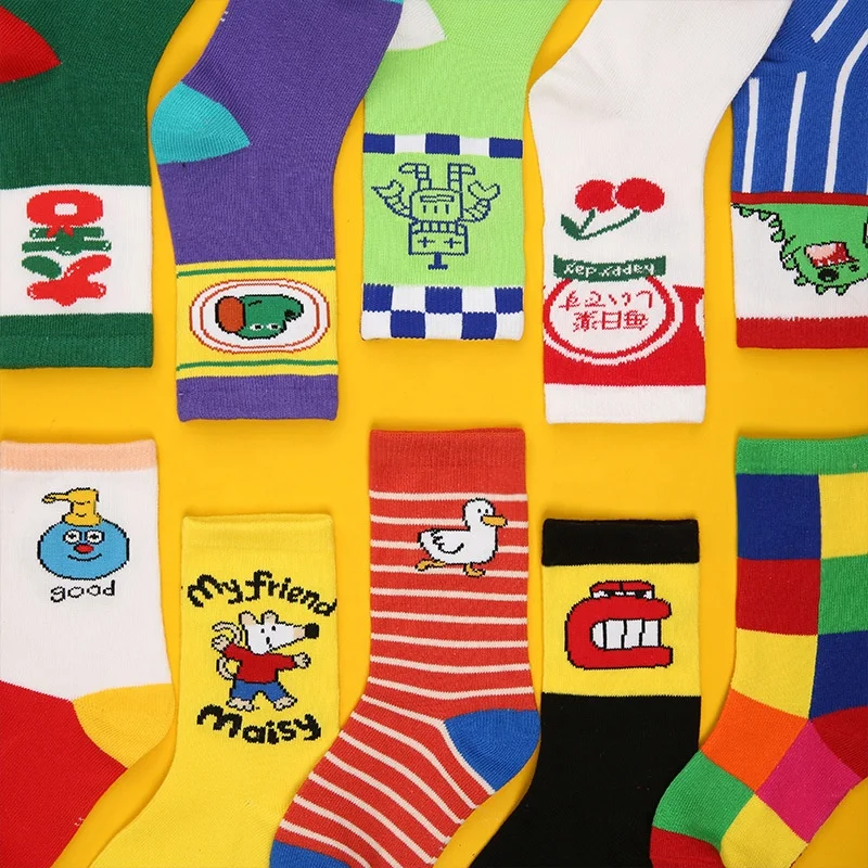 

XIANGHUI High Quality Wholesale Kids Cute Star Movie Character Cotton Funky socks, Pantone color