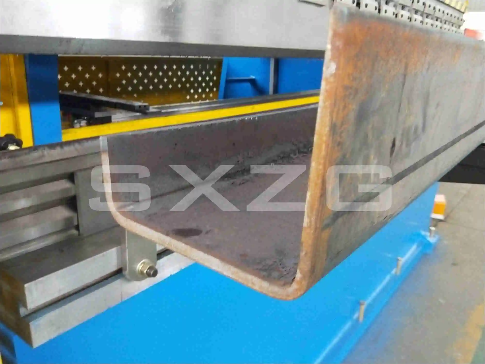 4 Axis 125 160 200ton 3200 4000 6000mm Wc67y Cnc Hydraulic Brake Press