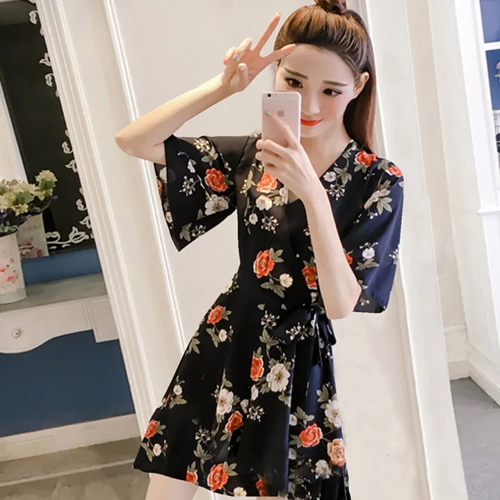 

Wholesale Fashion Summer High Quality V-neck Short Sleeved Women Casual Floral Dress