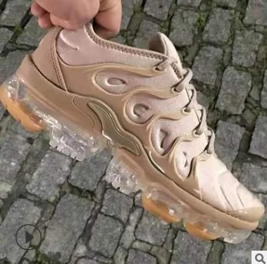 

Summer Autumn White Fashion Sneakers 2022 New Flyweave Casual Shoes For Women Running Shoes In Lacing Sports Shoes, Picture