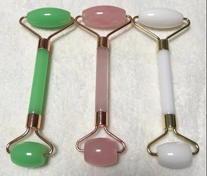 jade roller-3.png