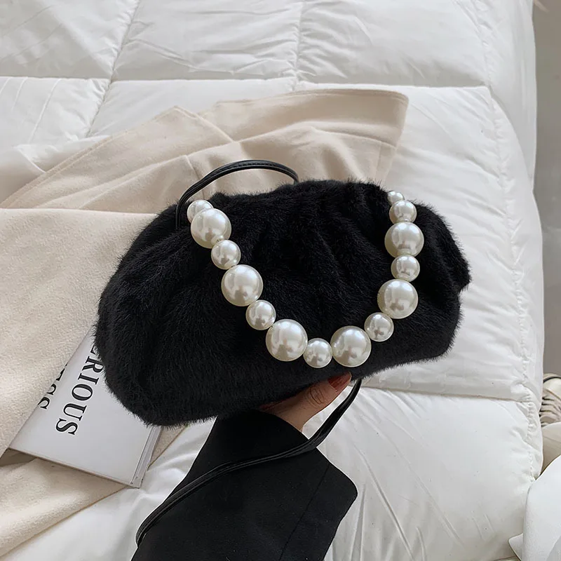 

Autumn And Winter Fashion Plush Cloud Bag Luxury Pearl Chain Women Shoulder Bag