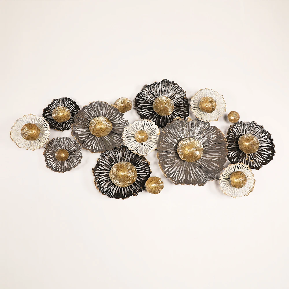

Iron Metal Decoration Items Wall Hanging Decor for Living Room, Brwon