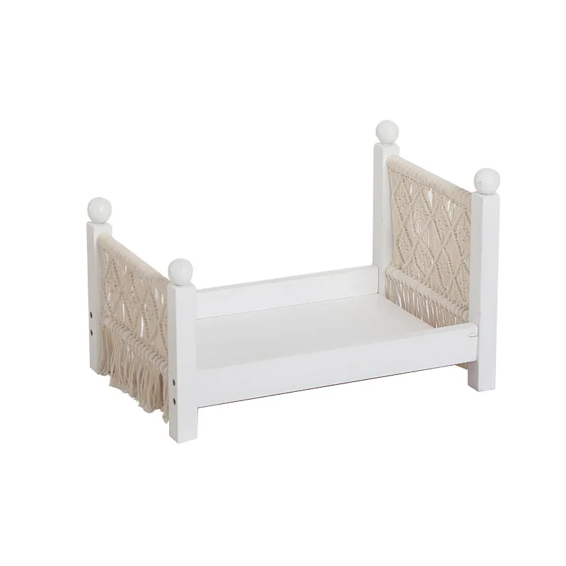 

2021 Best-selling Baby photography props hand-woven solid wood bed, White