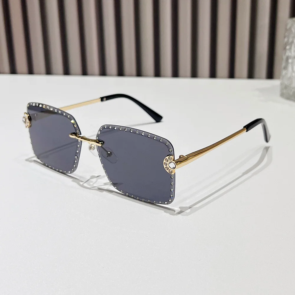 2024 New Arrival Metal Frame Rimless Fashion Sport Sun Glasses Gradient Diamond UV400 Vintage Retro Narrow Square Sunglasses