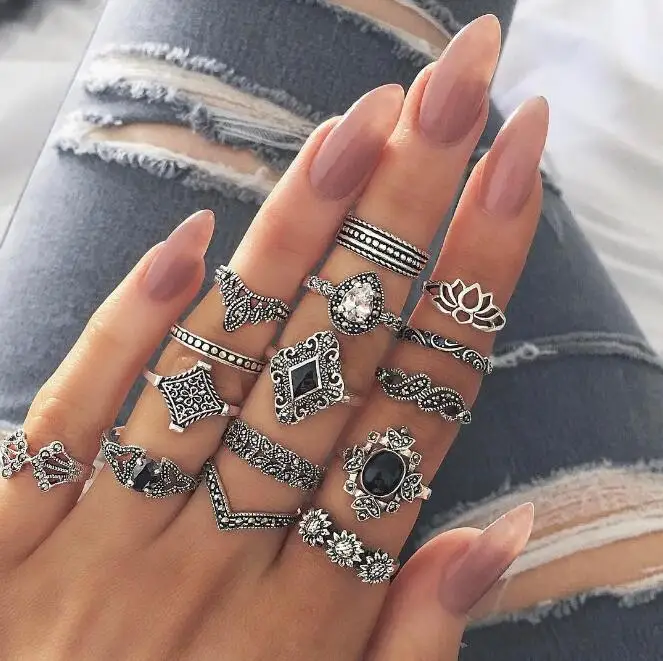 

15pc/Set Ring Carved Cubic Zirconia Ring Set Ladies Retro Boho Fingertips Party Ring Girl Punk Jewelry Gift, Silver color