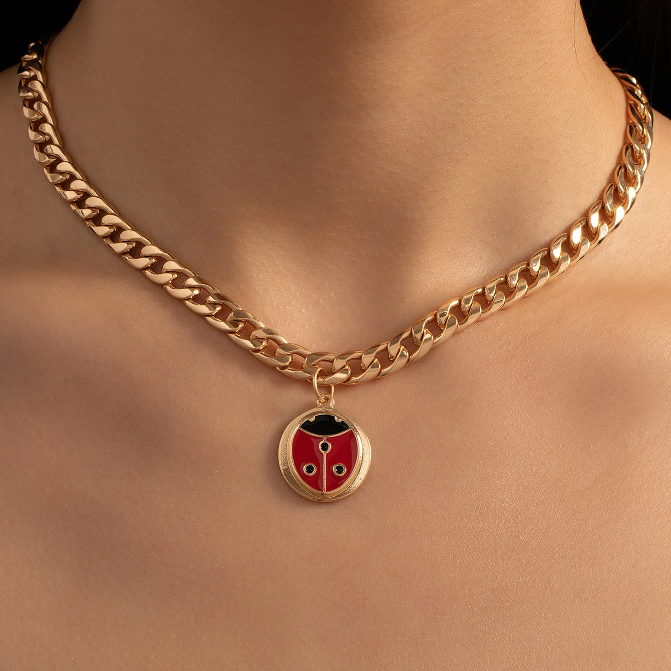 

Fashion Cuban Chain Accessories Red Enamel Gold Plated Ladybug Neckalace Fit Pan Jewelry Making Charm Necklace Bracelet Jewelry