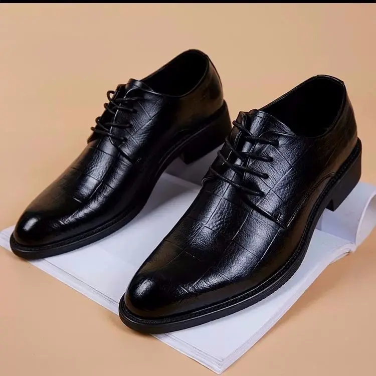 

2022 New Men Suit Shoes Party Men's Dress Shoes Italian Leather Formal Men's office clothes formal shoes