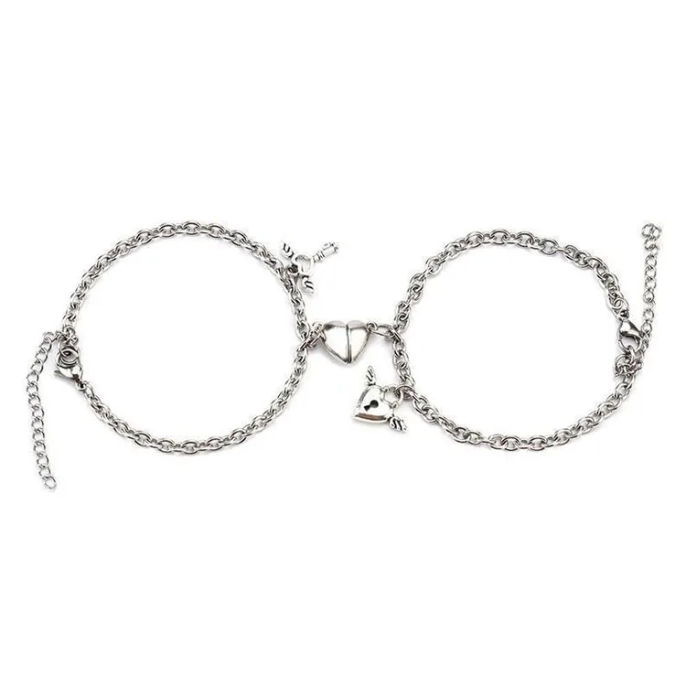

2Pcs/Set Fashion Jewelry Couple Magnetic Bracelet Heart-Shaped Magnet Attraction Couples Heart Lock Key Charm Bracelets