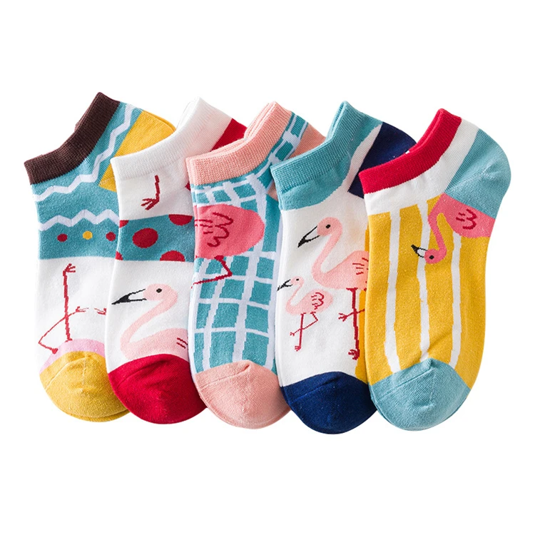 

WIIPU New Flamingo Patterned Short Ankle Socks Women Colorful Harajuku Funny Flamingo Preppy Style Striped Lattice Socks