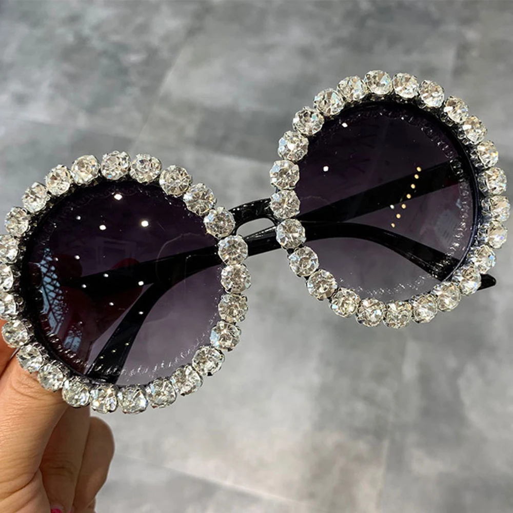 

2020 Top Product Wholesale Custom Fashion Trendy Women Bling Diamond Designer Rhinestone Lady Shades Sunglasses Sun Glasses 2020, Custom color