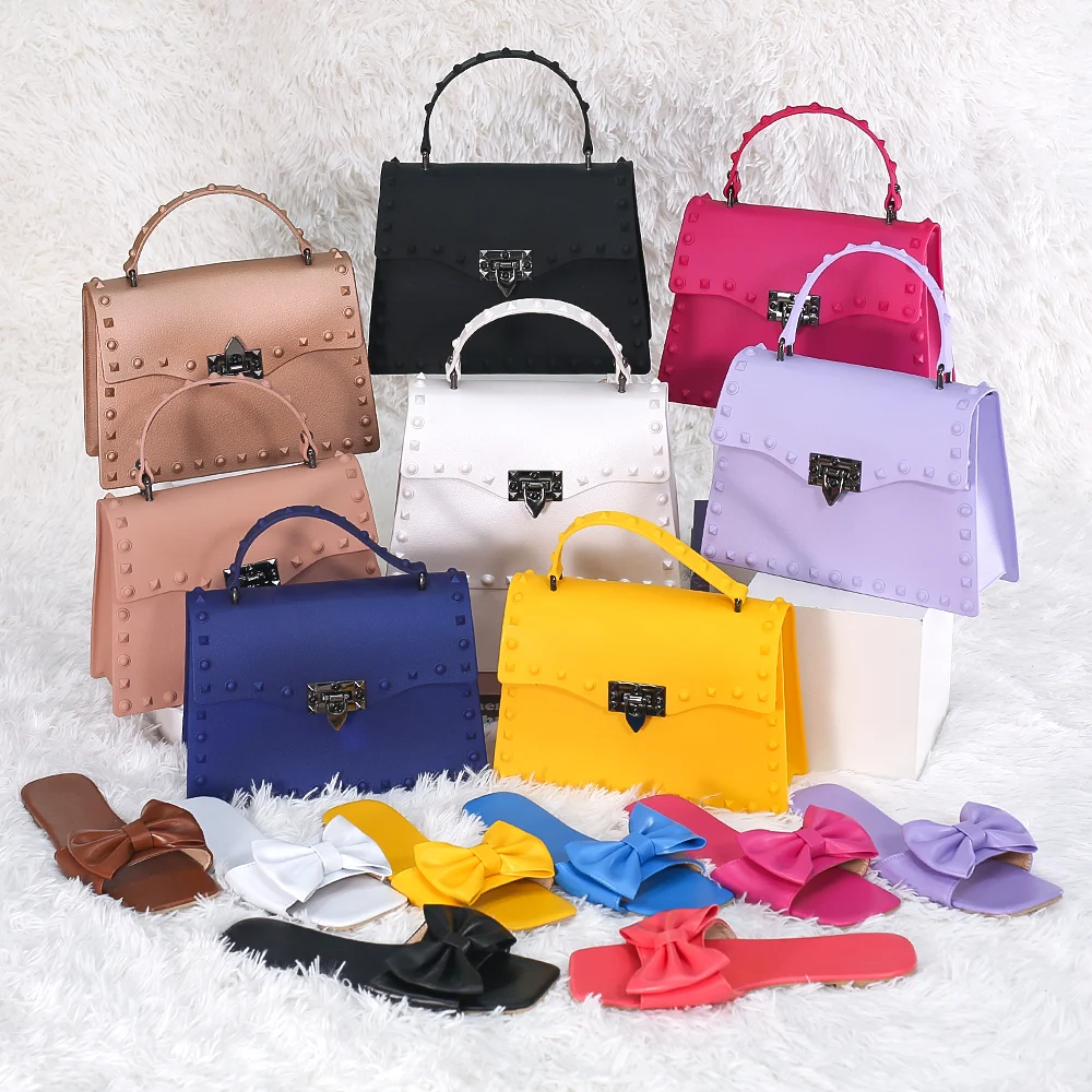 

2021 New Personalized Trendy Pvc Jelly Bag Rivet Portable Crossbody Women Handbags Purse And Bow Flat Sandals Set, 8 colors