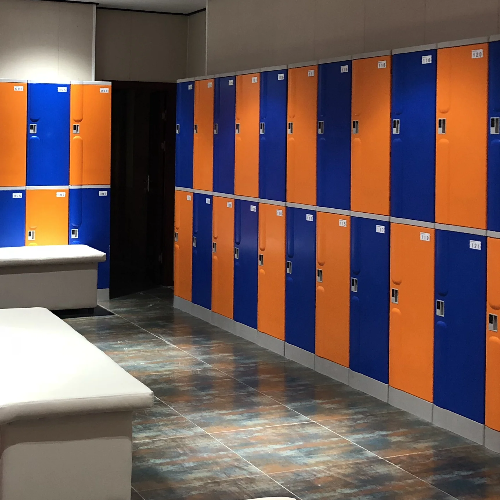 Venta al por mayor ajustar puertas de armarios-Compre online los