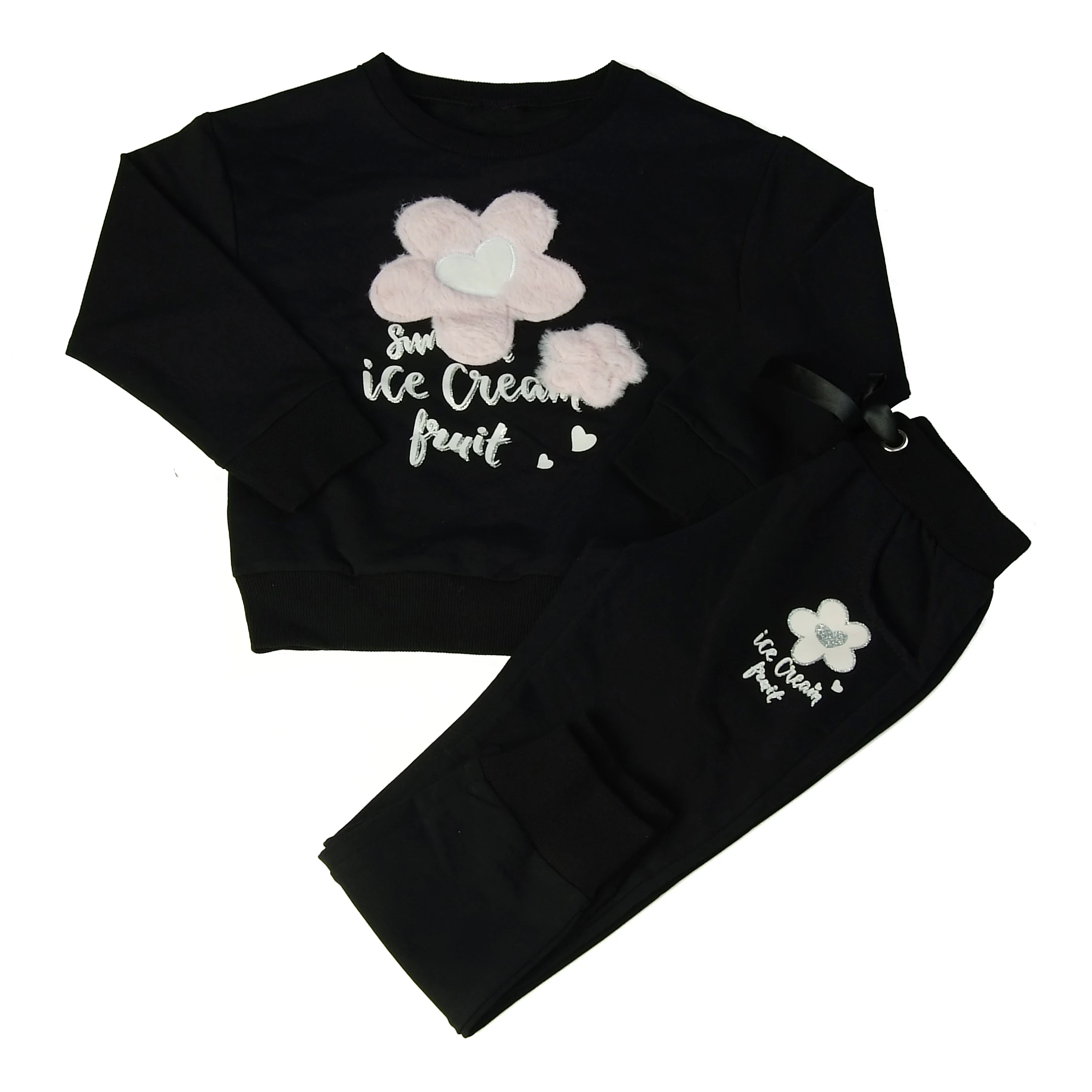 

Girls 2-6 years old knit sport suit