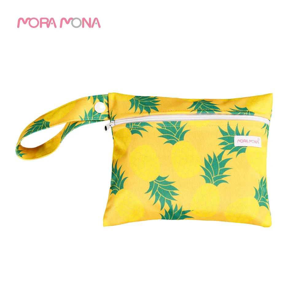 

Mora Mona Reusable Stroller Cloth menstrual pad Wet Bag Waterproof Two Zippers Cartoon Big Pocket Portable 18*14cm, Colorful