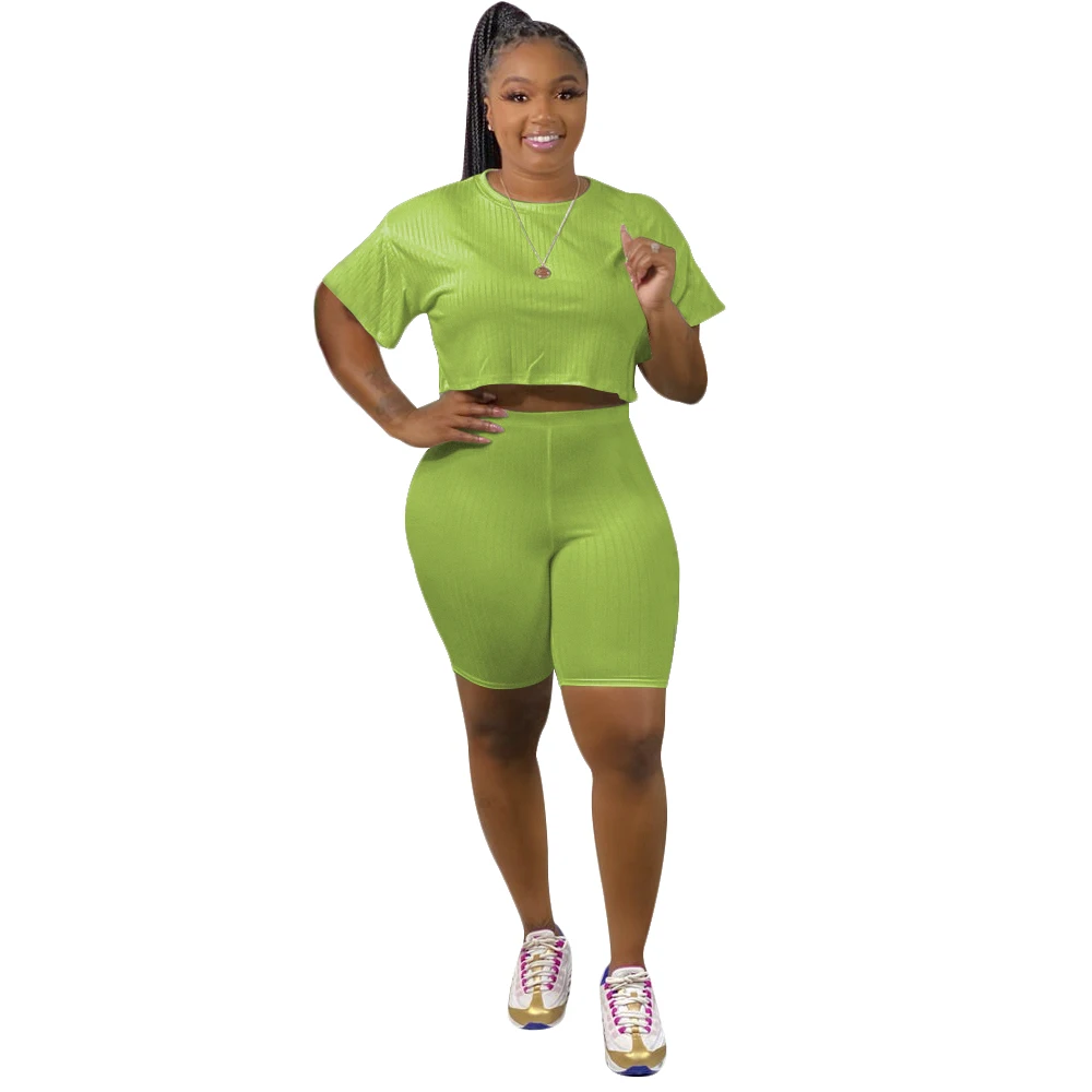 

Summer plus size women's casual sports solid color short-sleeved crop top and slim shorts 2-piece set, Green,mei red