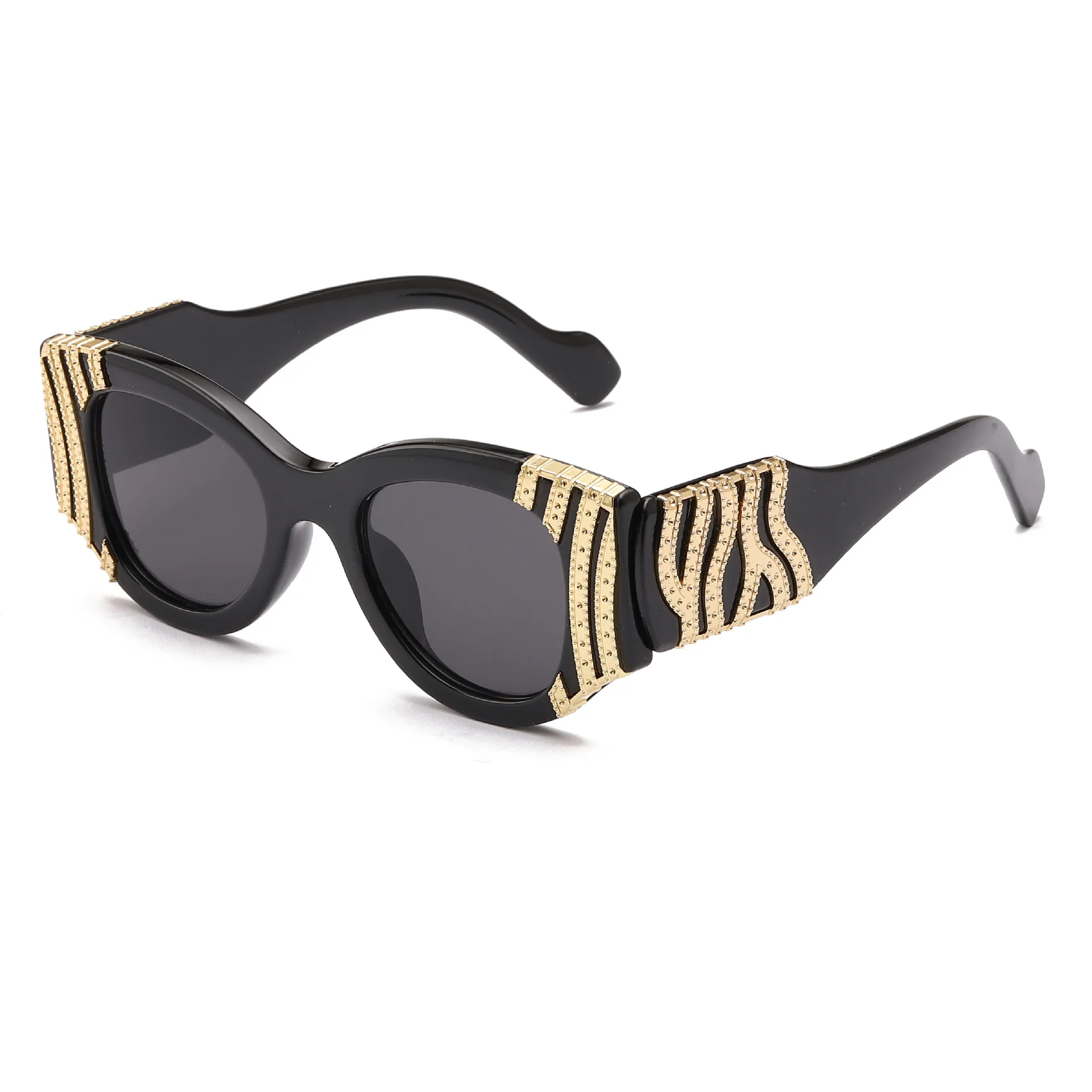 

Trend Vintage 2020 new fashion retro metal decoration women sunglasses luxury UV400 black men sunglasses