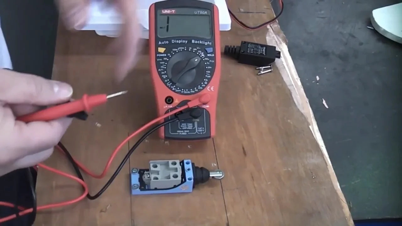 Automatic Reset Limit Switch Me8107 With Mechanical Control Lever