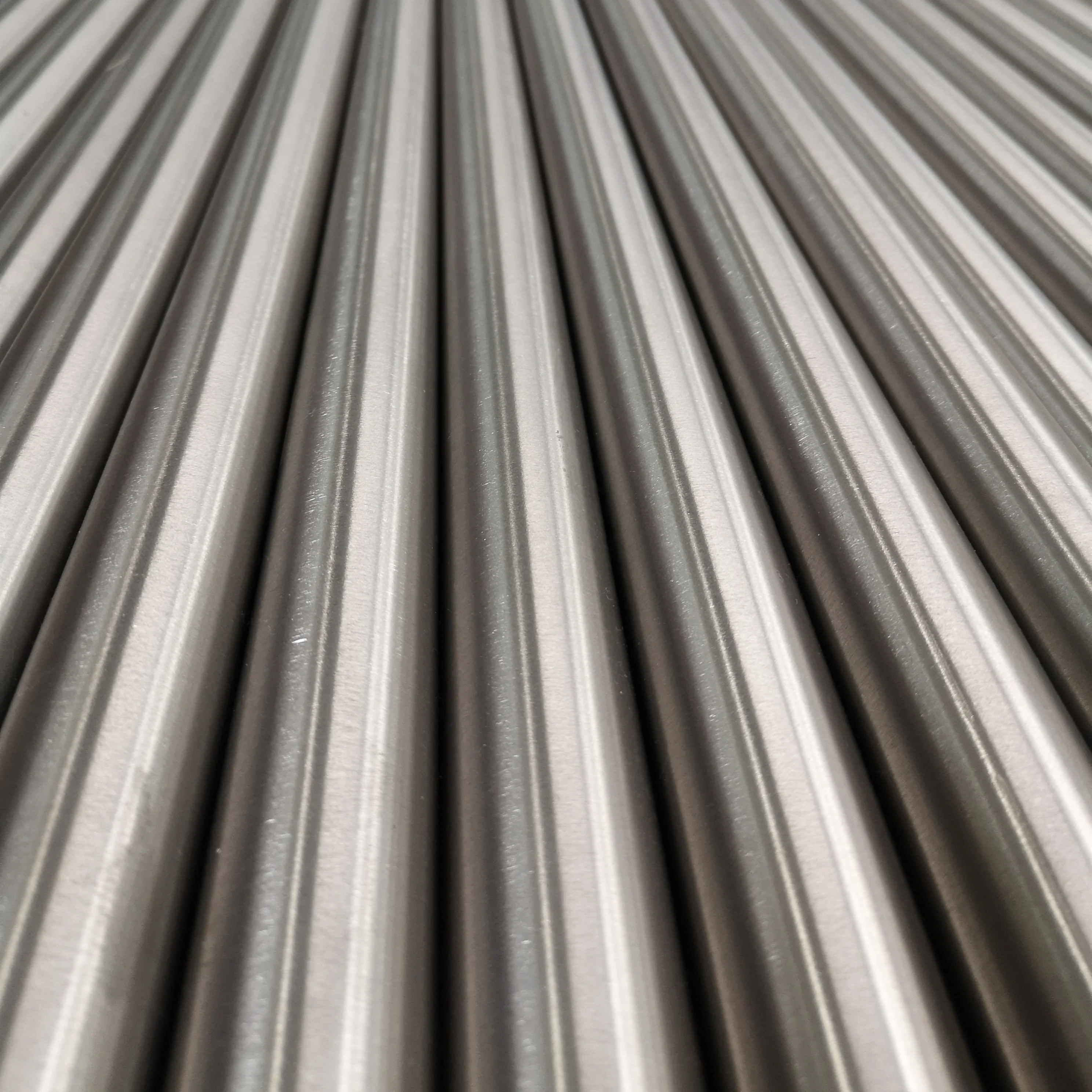 
pure titanium ingot to produce gr2 pure titanium rod 