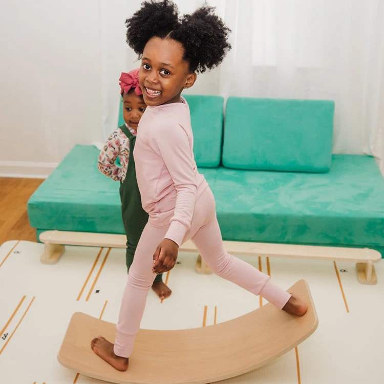 

XIHA Montessori Kids Wooden Wobble Balance Board Toy Board Exercise For Children Balance Board With Slide Diy Office Yoga Swing, Natural wood or colored