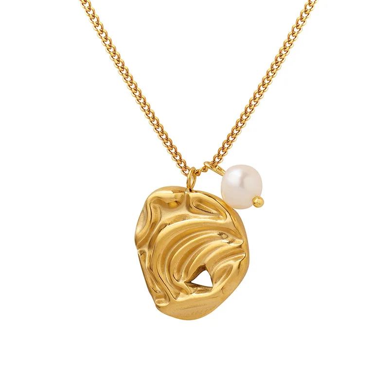 

irregular pendant freshwater pearl charm 18k gold plated curb chain necklace