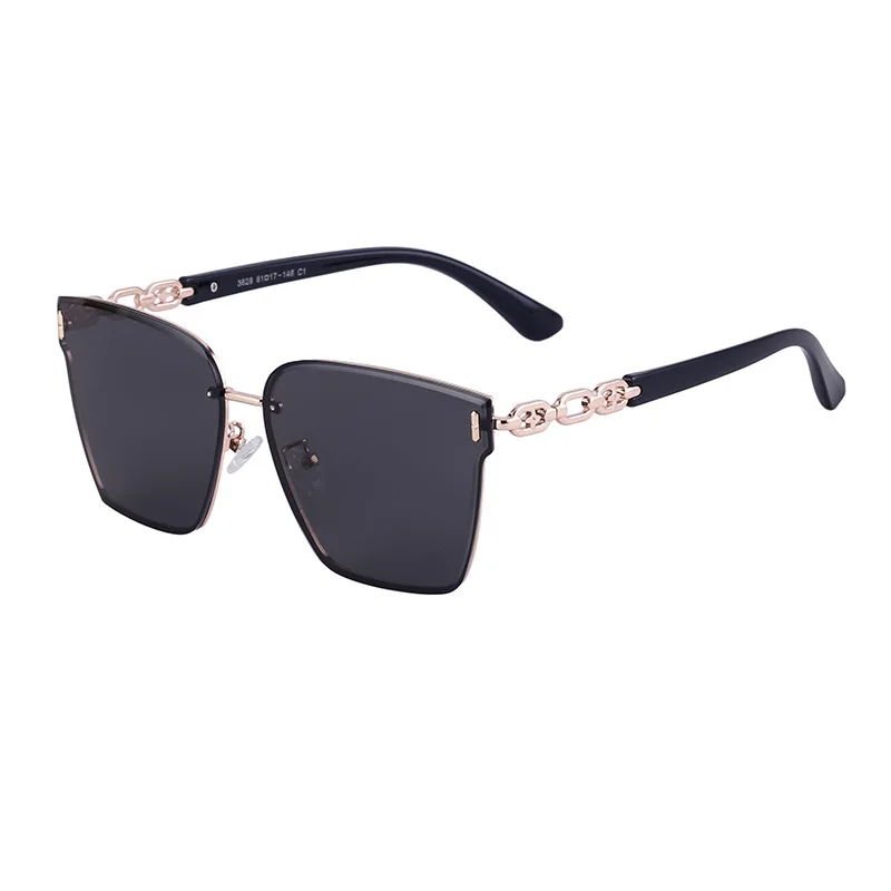

2023 Fashion Ladies Uv400 Chain Mirror Leg Shades Gradient Ocean Party Sun Glasses Gold Frame Logo Style