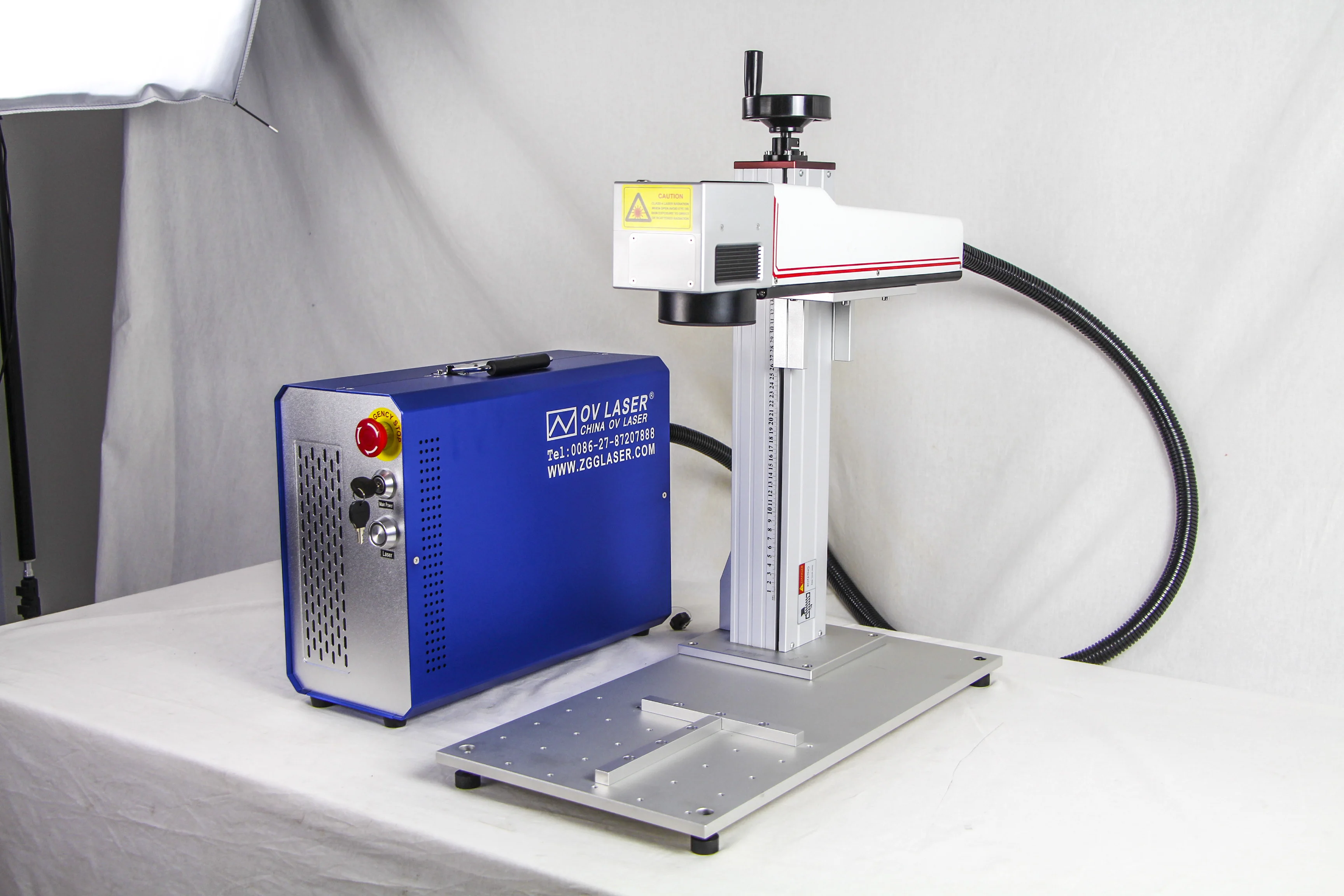 Rotary 20w 30w 50w 100w Portable Mini Fiber Laser Marking Machine For Jewelry Raycus Laser