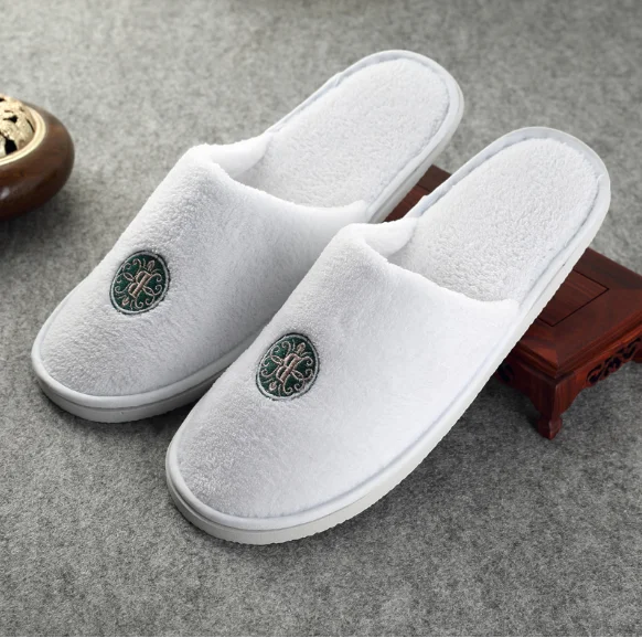 
Custom disposable personalized eva washable velour embroidered logo cheap white hotel slipper plain white slippers 