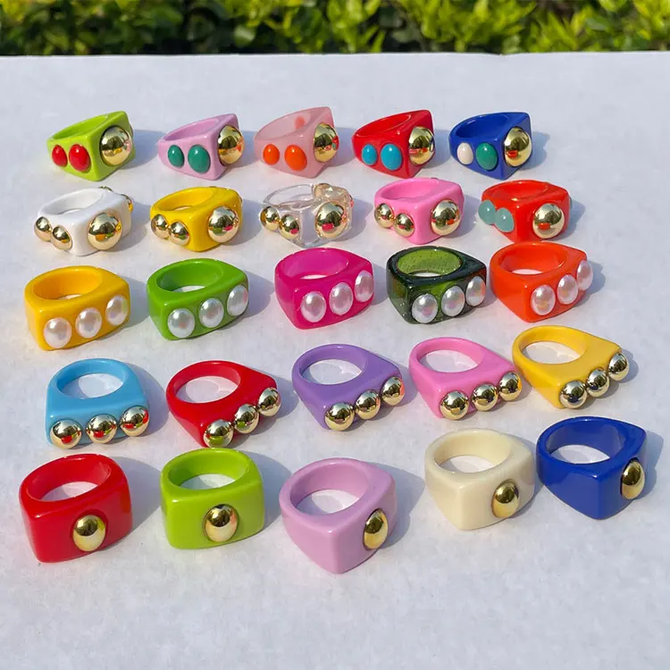 

2021 Trendy Geometric Square Acrylic Ring Jewelry Summer Candy Color Pearl Rings Dainty Gold Bead Resin Rings Women Girls Gifts, Blue, green, white, pink , purple