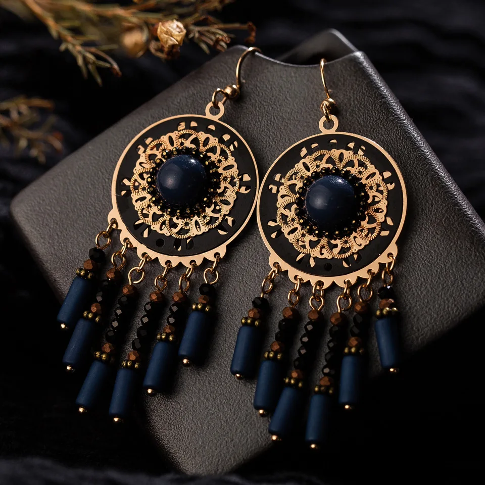 

Exaggerated Retro Handmade Rice Beads Pendant Tassel Drop Earrings Big Round Circle Alloy Flower Earrings Jewelry, As shown